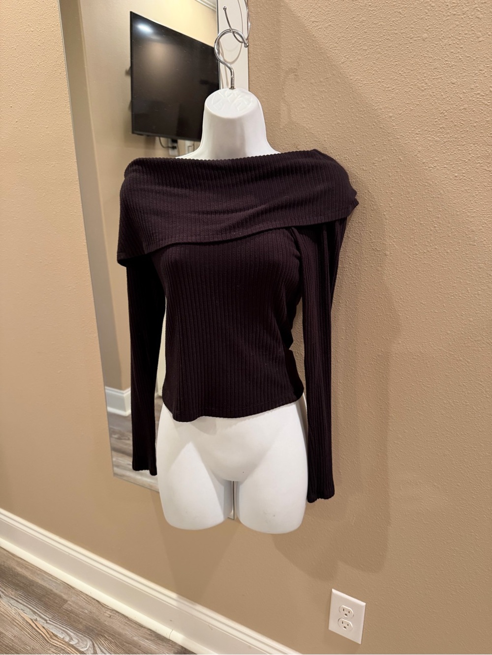 Urban Outfitters Black Off-the-Shoulder Ribbed Long Sleeve Top